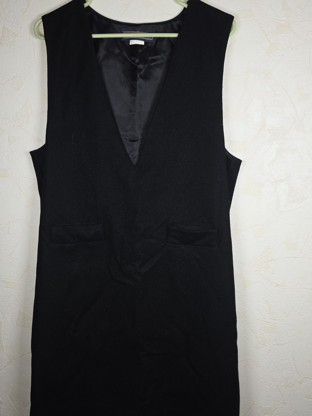 VTG Herman Geist Black Sleeveless Jumper Dress Deep V-Neck Lined Pockets Size 10